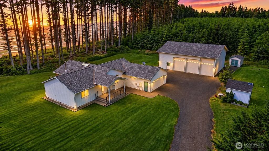 47 Willapa Sands Lane, South Bend