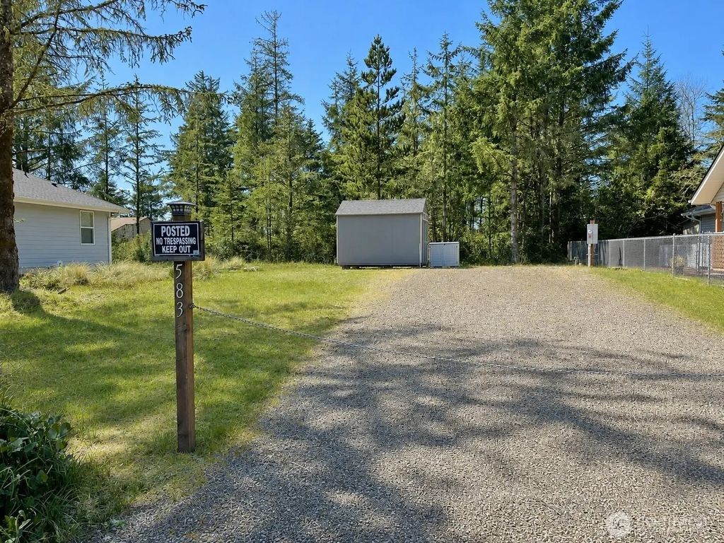 583 Meadow Avenue Ne, Ocean Shores