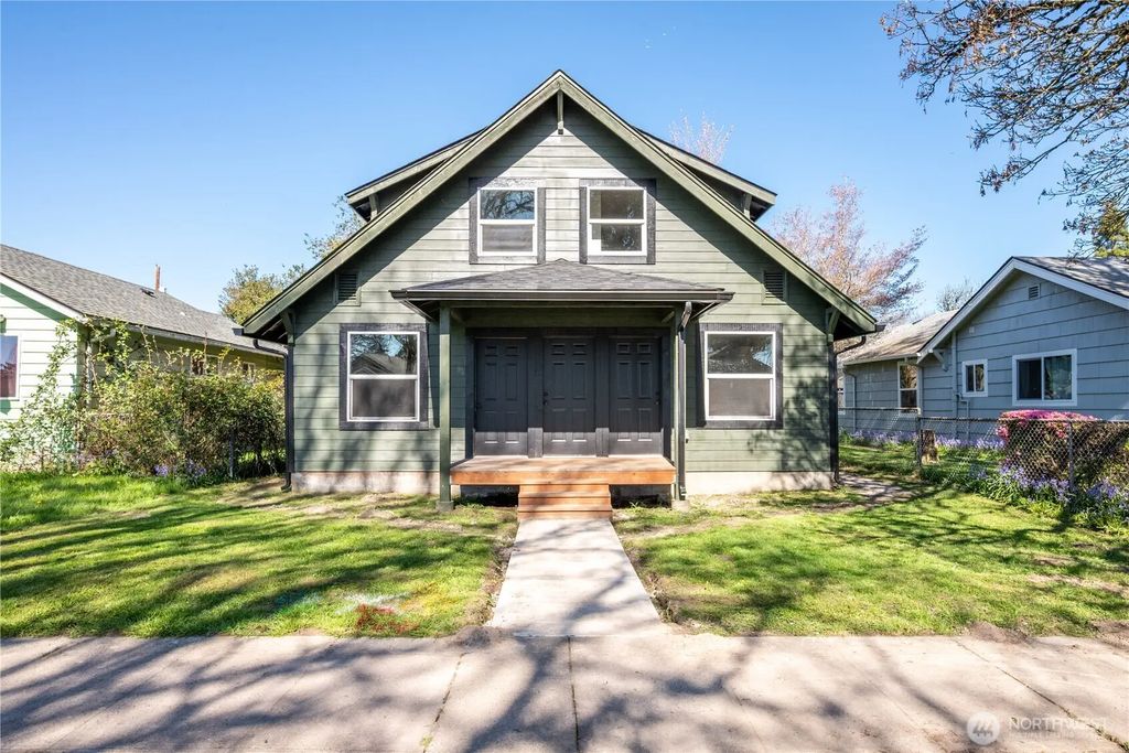 285 20th Avenue, Longview