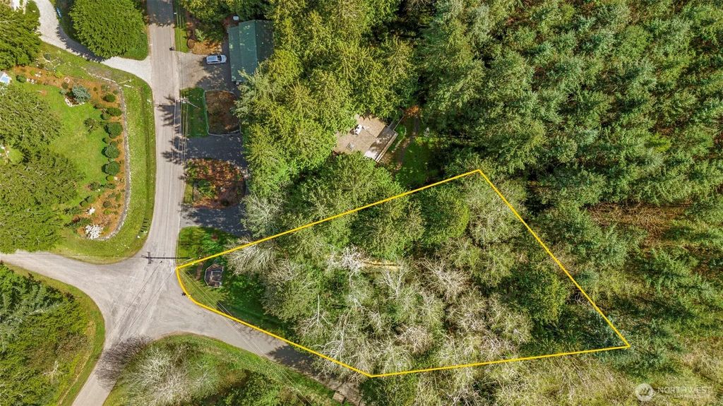 37060 Madrona Boulevard Ne, Hansville
