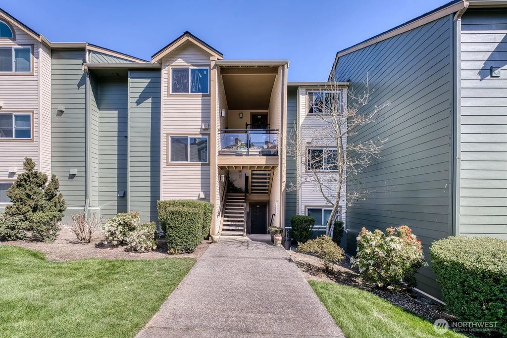 3008 N Narrows Drive A303, Tacoma