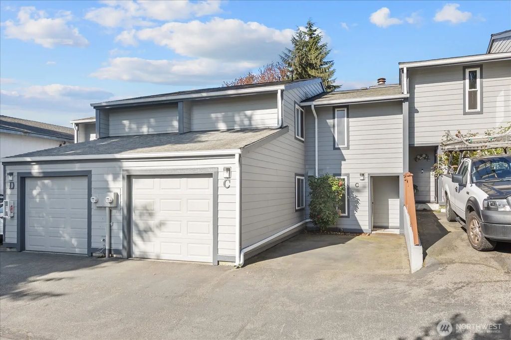 15914 3rd Place Sw C, Burien