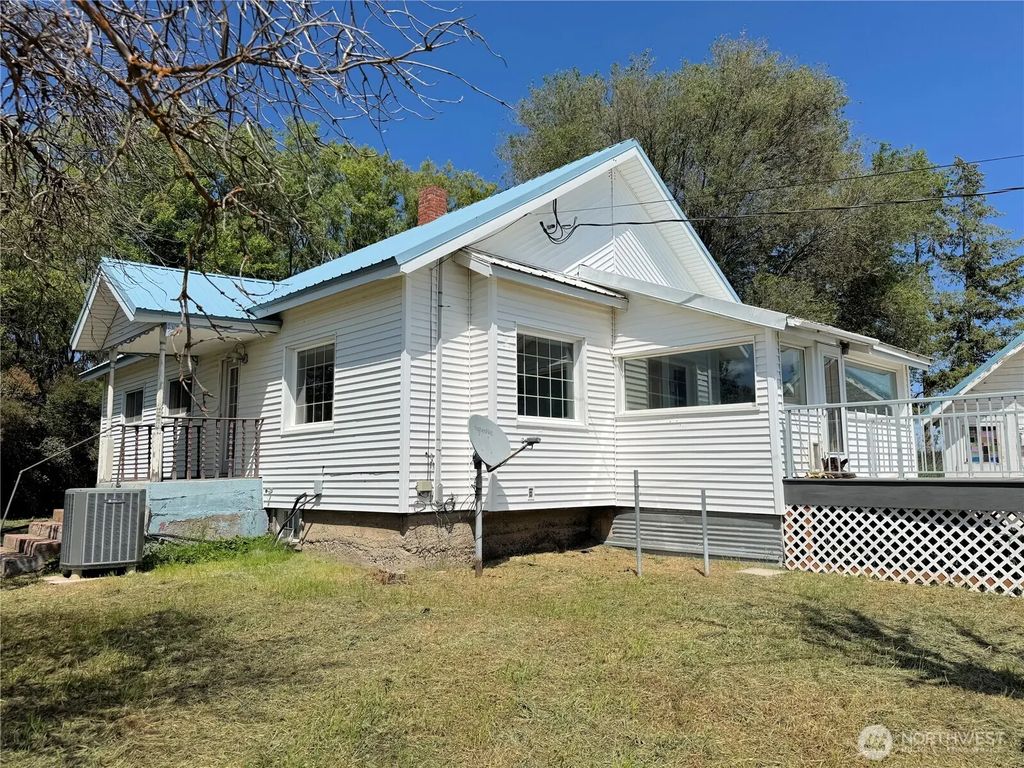 39500 Sr 21 N, Wilbur