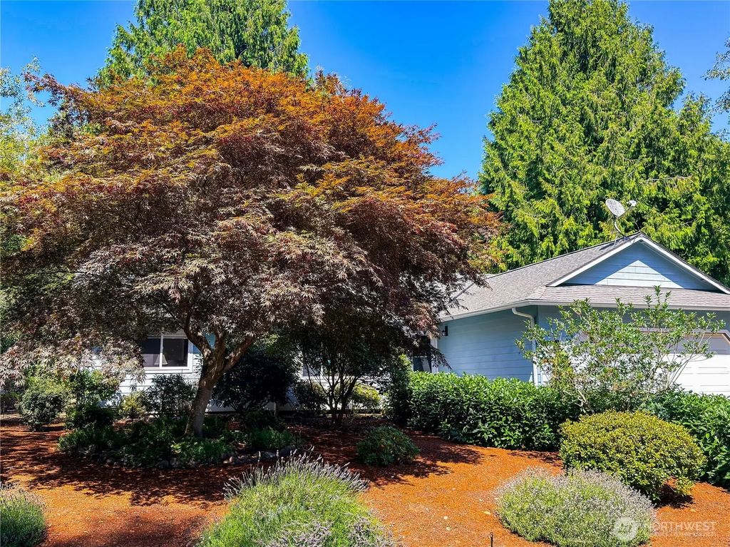33 Goldfinch Lane, Port Ludlow