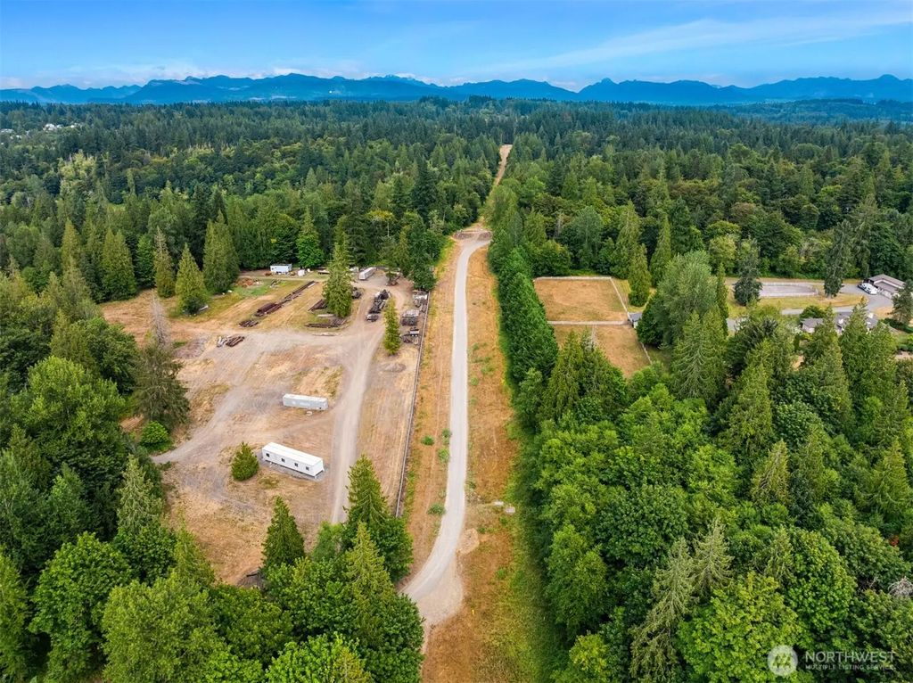 13 Xxx Carnation Duvall Road Ne, Duvall
