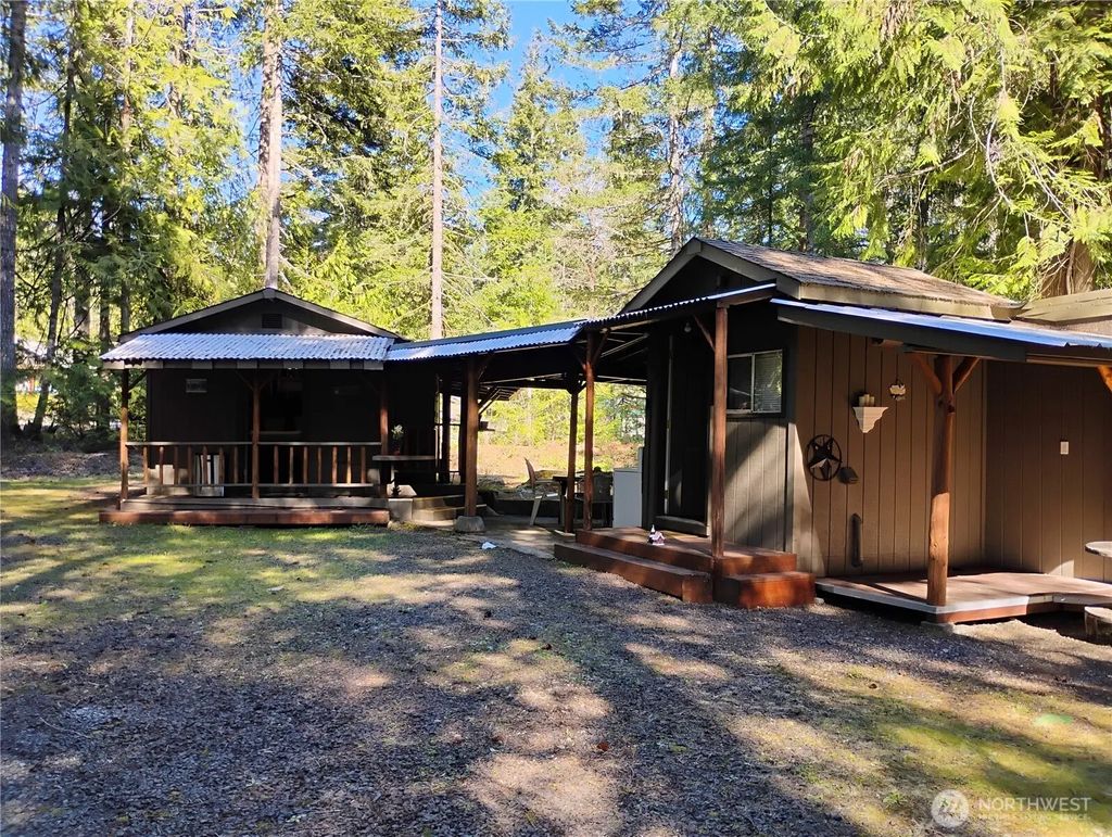 11 E N Duckabush Dr, Hoodsport