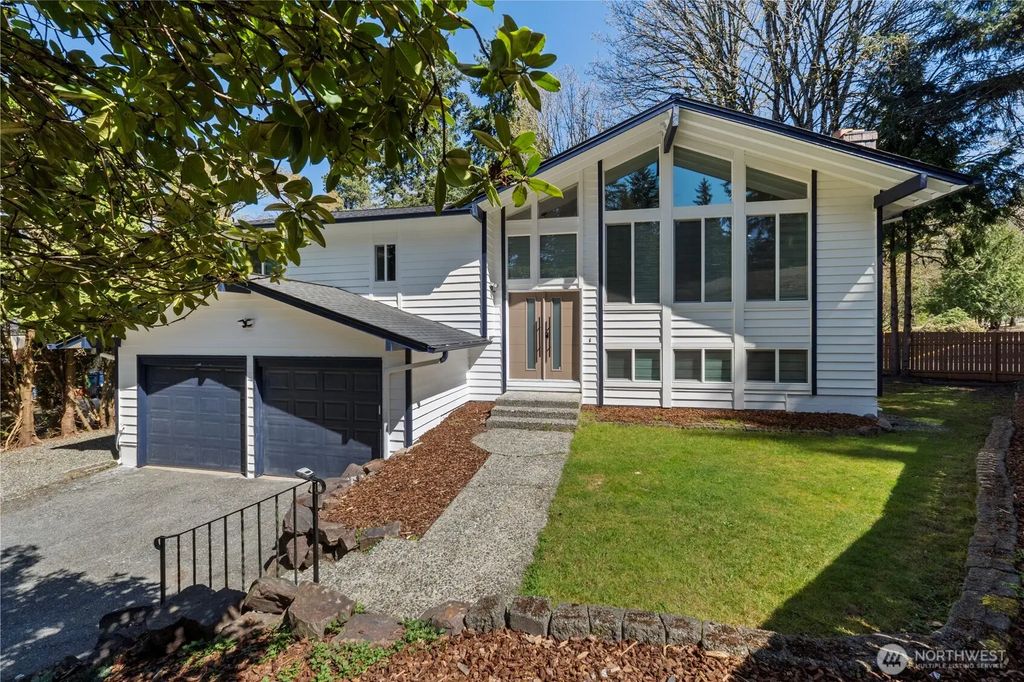 10518 165th Place Ne, Redmond