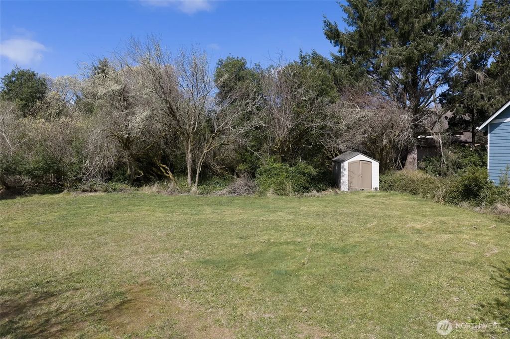130 Jib Street Nw, Ocean Shores