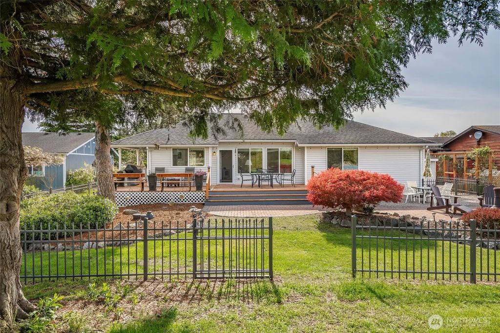 8118 Sehome Road, Birch Bay