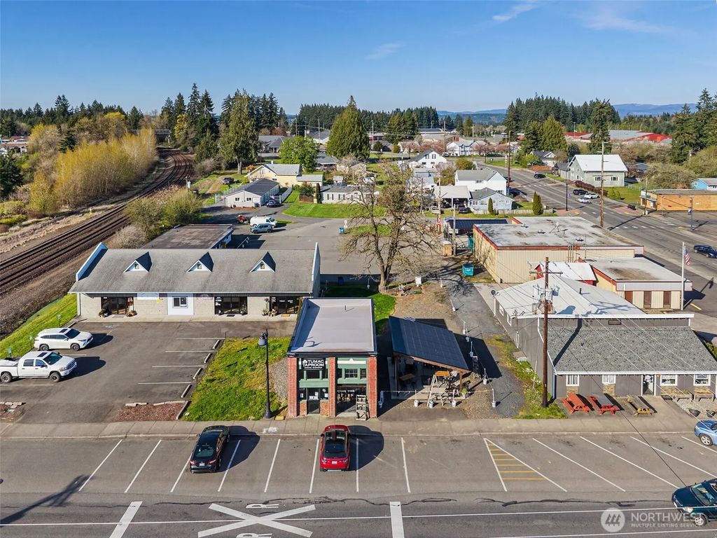 108 E Washington Street, Chehalis