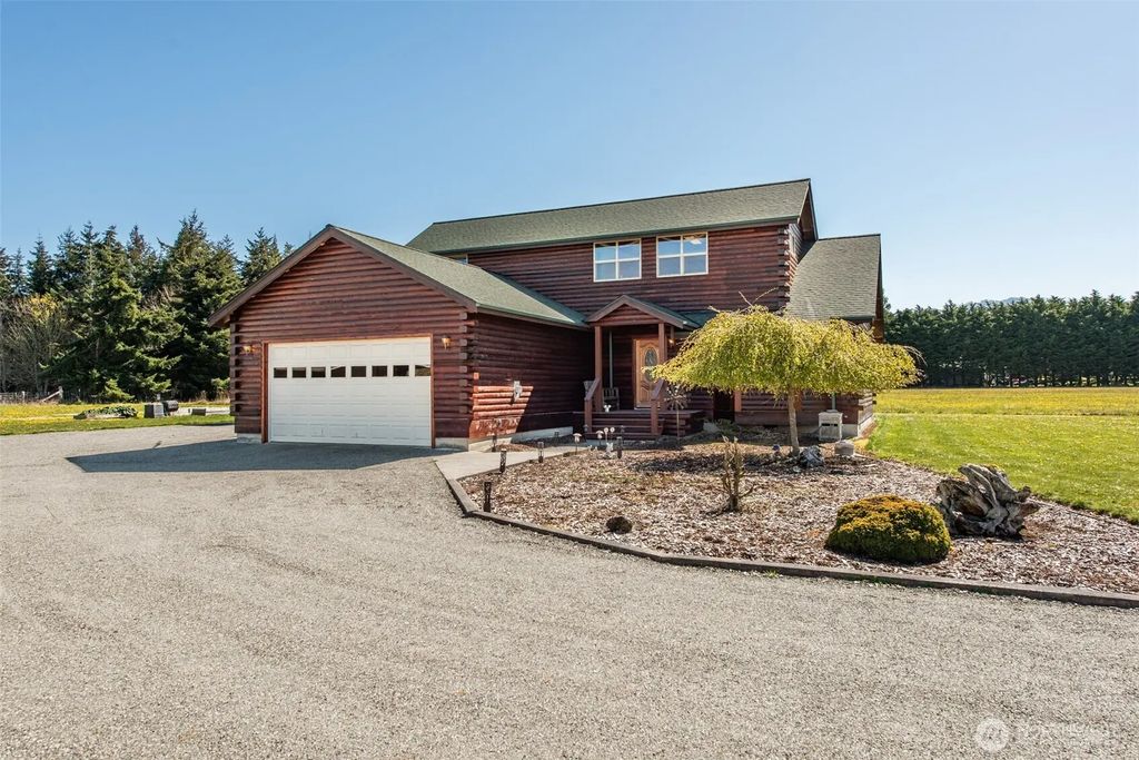 1688 Finn Hall Road, Port Angeles