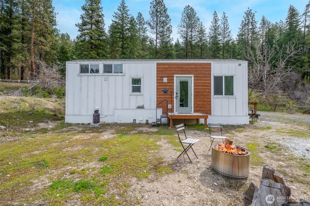 17384 Chumstick Highway, Leavenworth