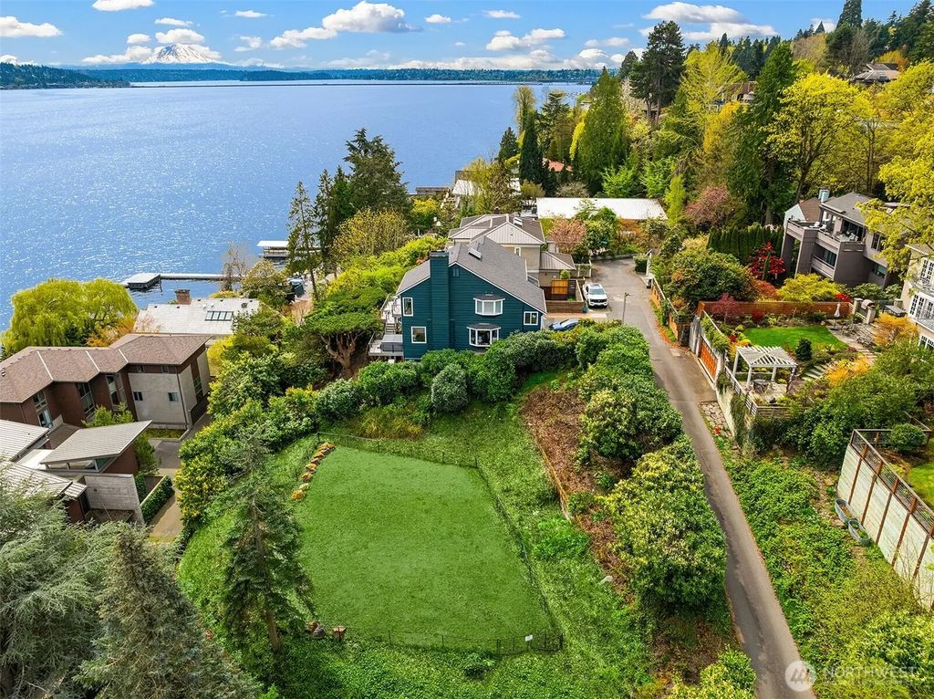 N/A, Seattle