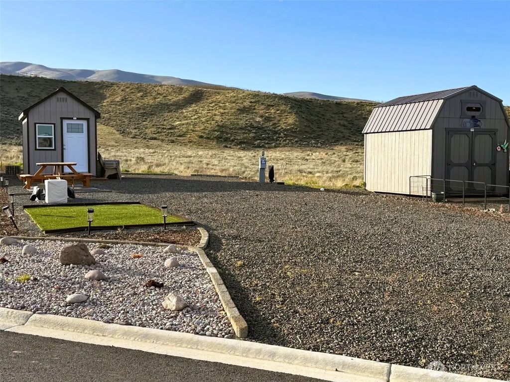 1769 Naches Wenas Rd 99, Selah