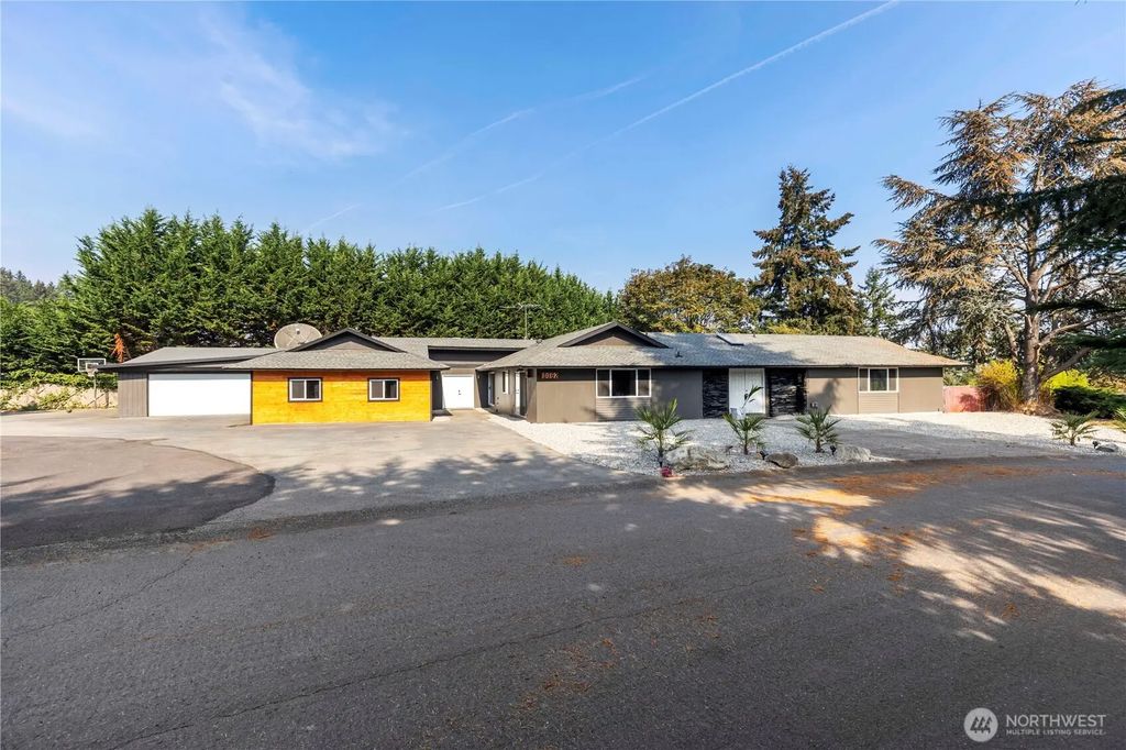 3062 44th St E, Tacoma