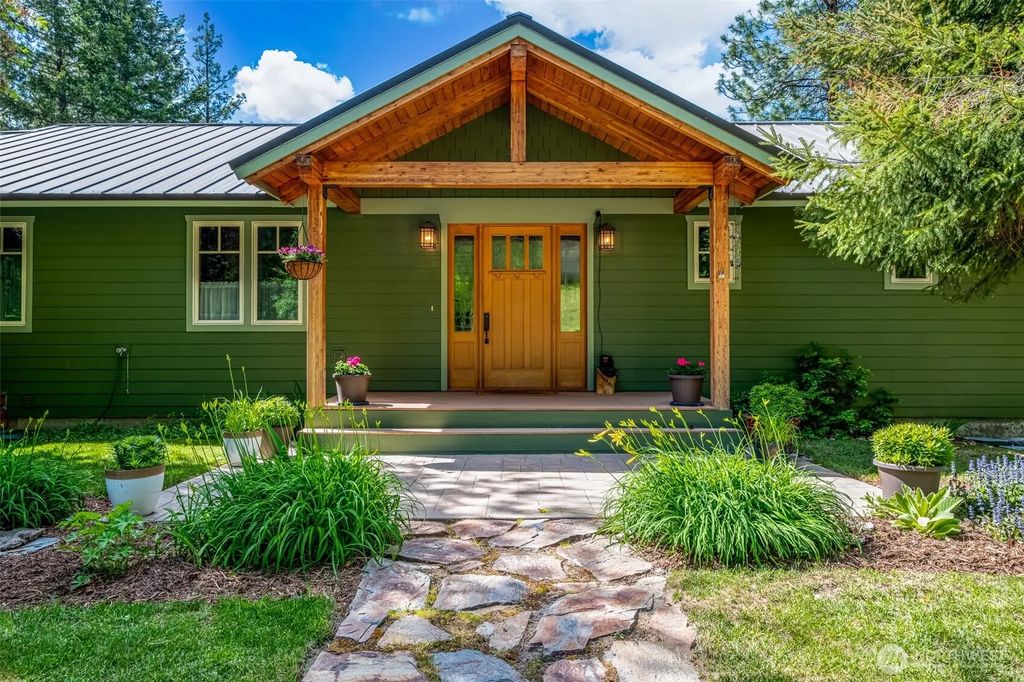 18350 Beaver Valley Road, Leavenworth