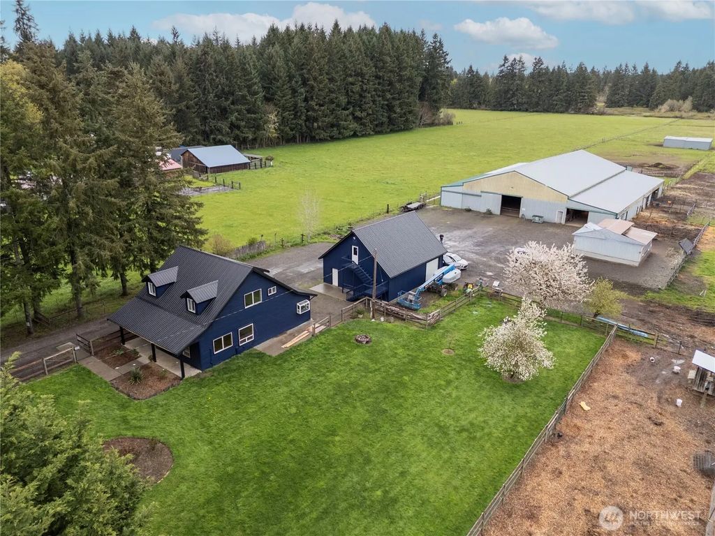 295 Kangas Road, Toledo