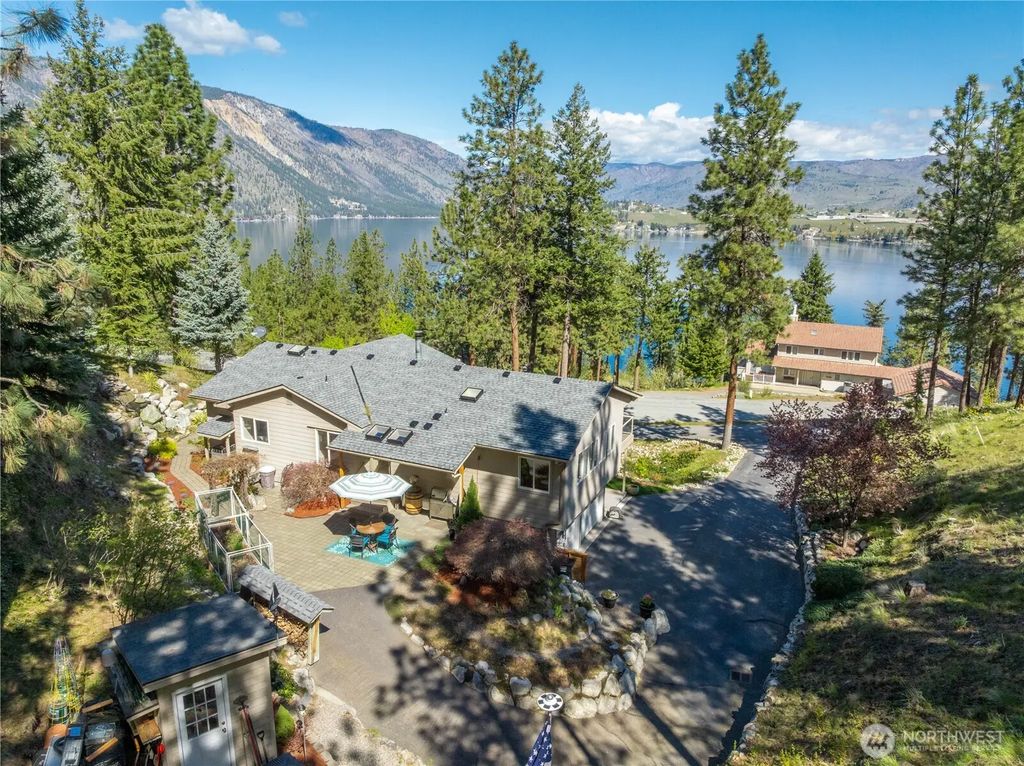 7379 Ridgeview Drive, Chelan