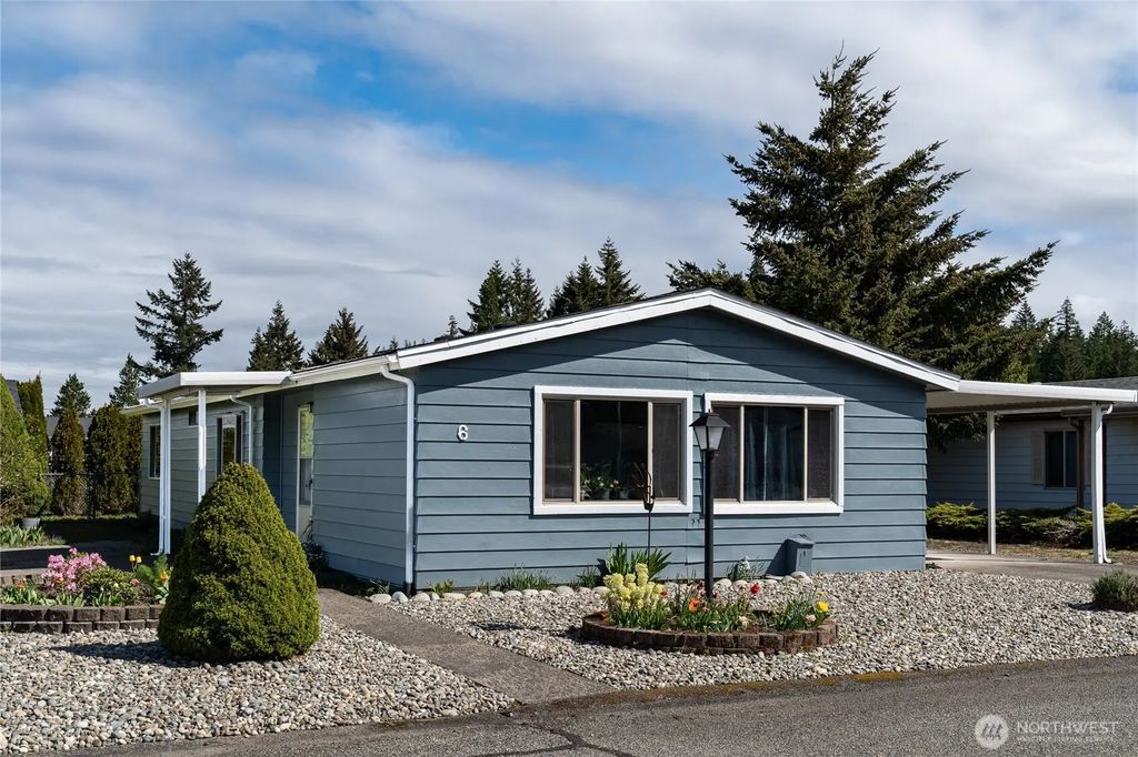6 Donder Road, Shelton