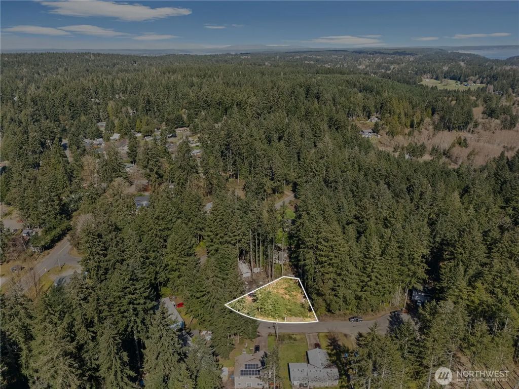 19025 Sw 23rd St, Lakebay