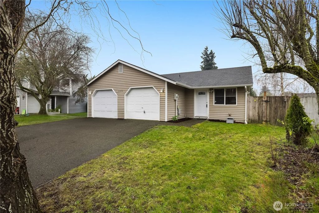 4938 Wilshire Court Se A & B, Lacey