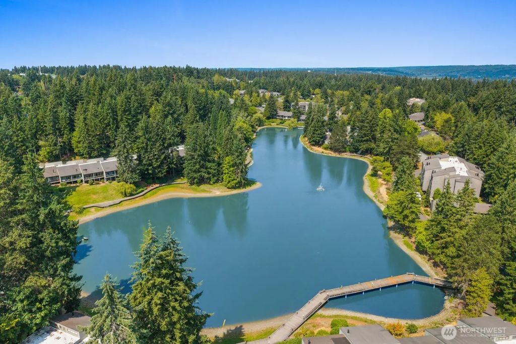 13772 Ne 60th Street 180, Redmond