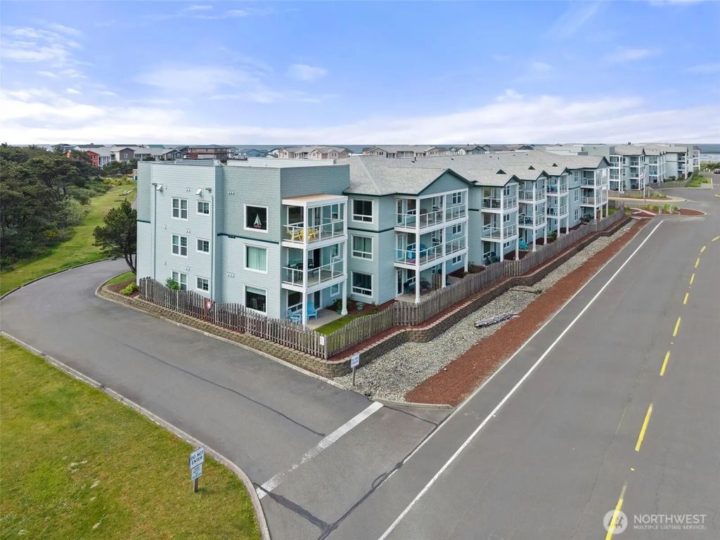 1600 W Ocean Avenue 1219, Westport