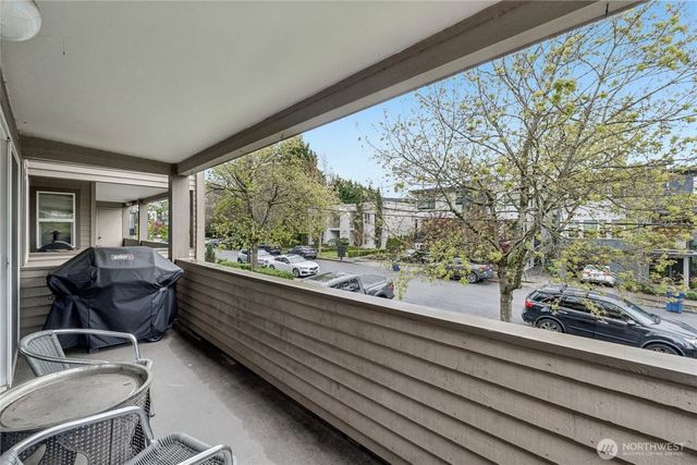 312 4th Avenue 202, Kirkland