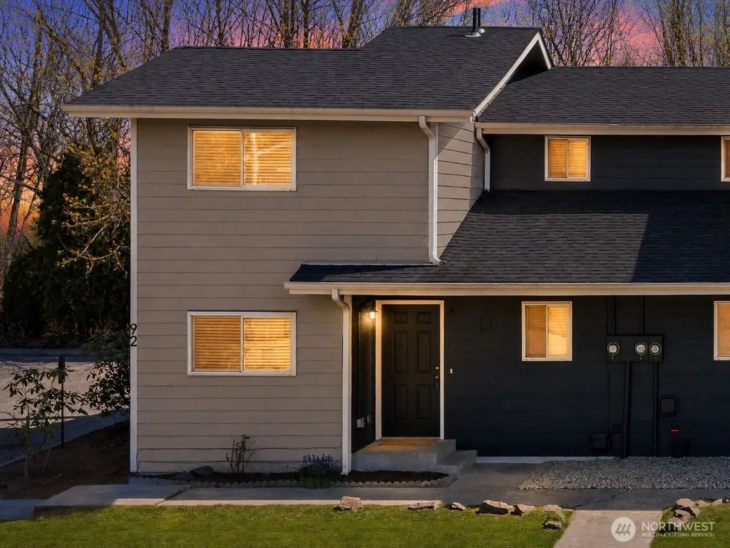 92 Quinn Avenue A, Marysville