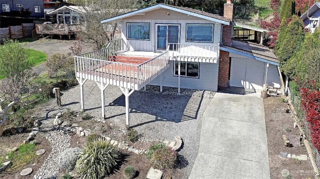 634 Lehman Drive, Camano Island