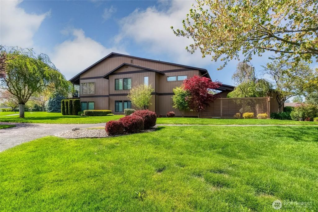 2100 Plaza Way 103, Walla Walla