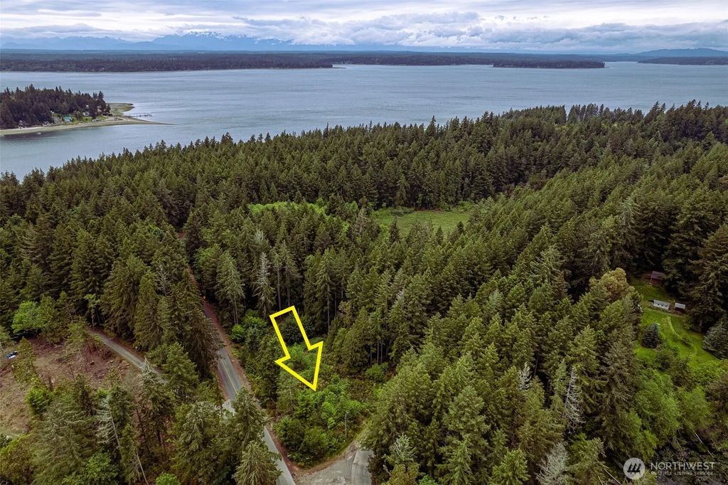 811 Herron Road Nw, Lakebay