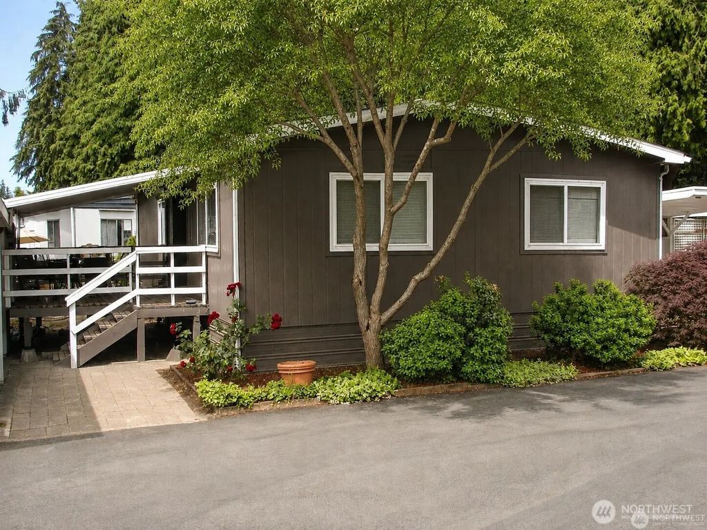 900 29th Avenue S C-8, Auburn