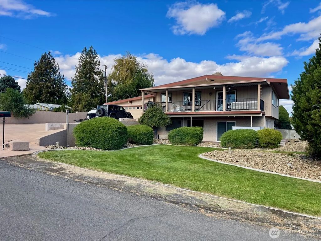 840 Braeburn Place Nw, Soap Lake