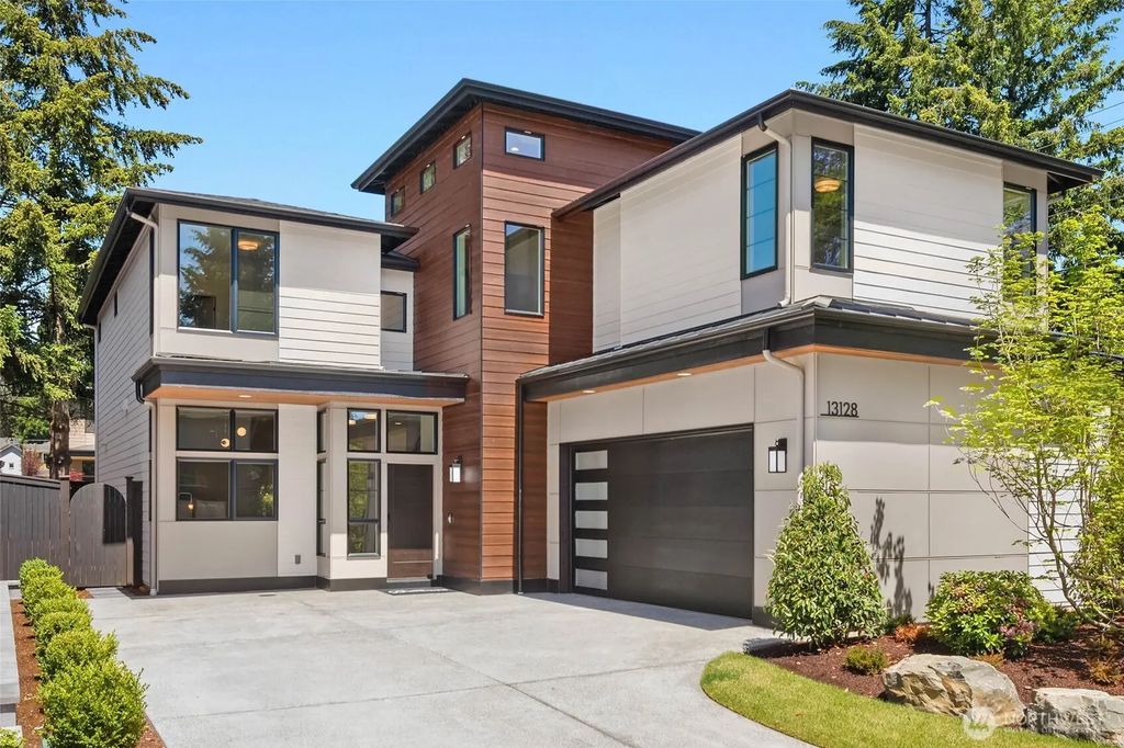 13128 Ne 103rd Place, Kirkland