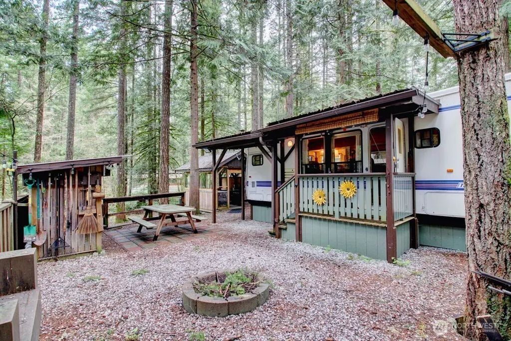 122 Schinn Canyon Circle, Deming