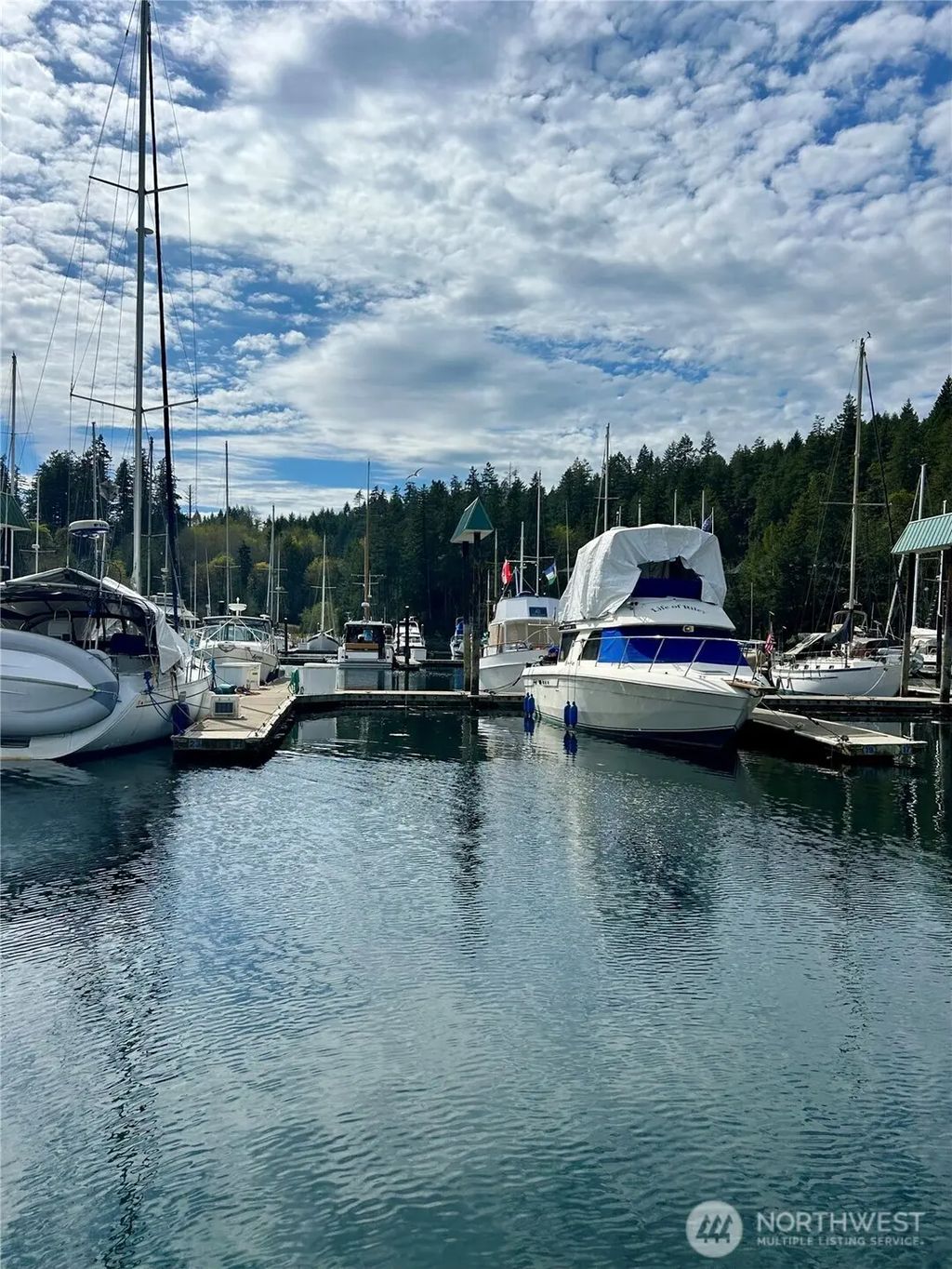 101 Pleasant Harbor Marina C-21, Brinnon