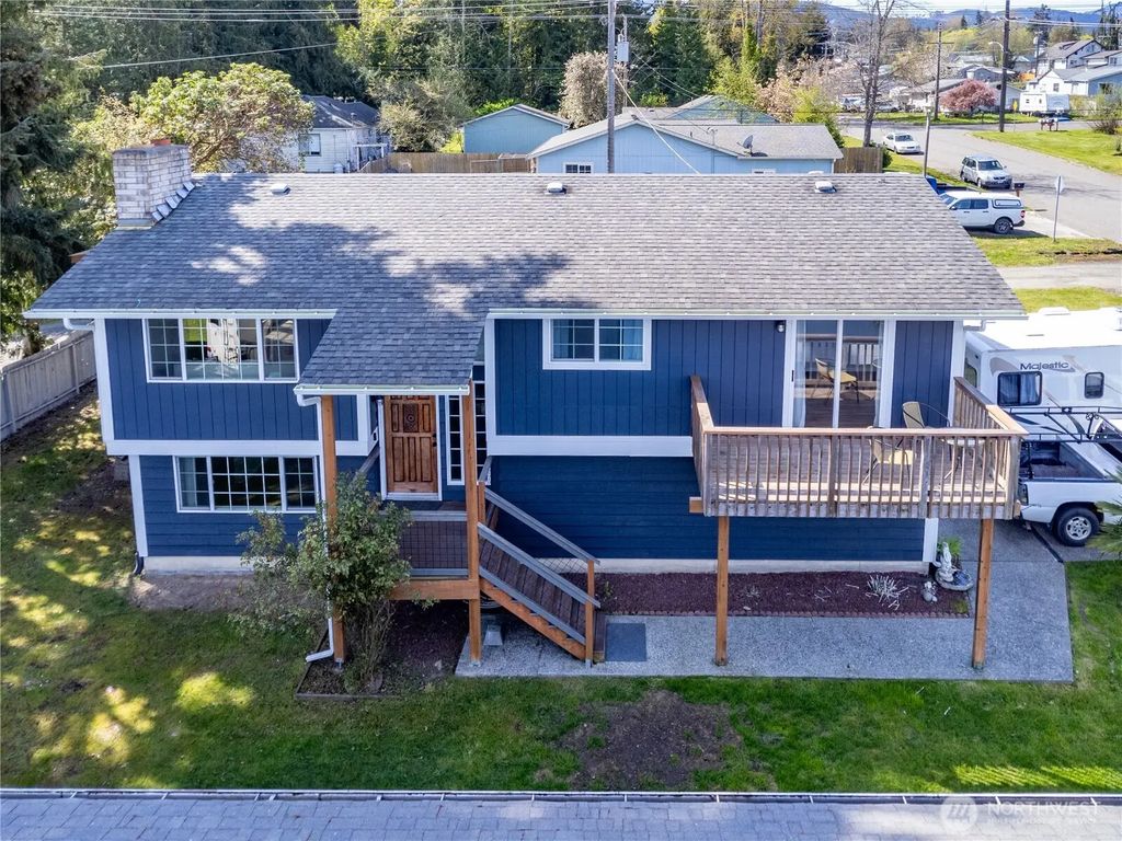 1507 S B Street, Port Angeles