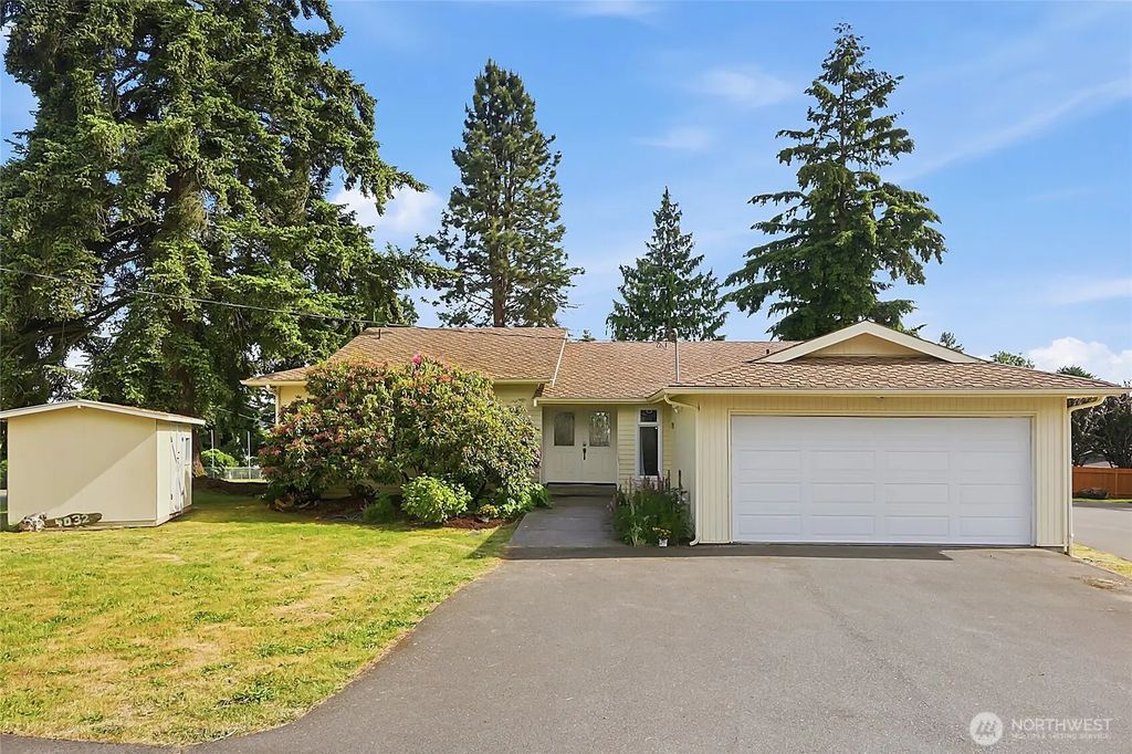 4032 Meridian Avenue N, Marysville