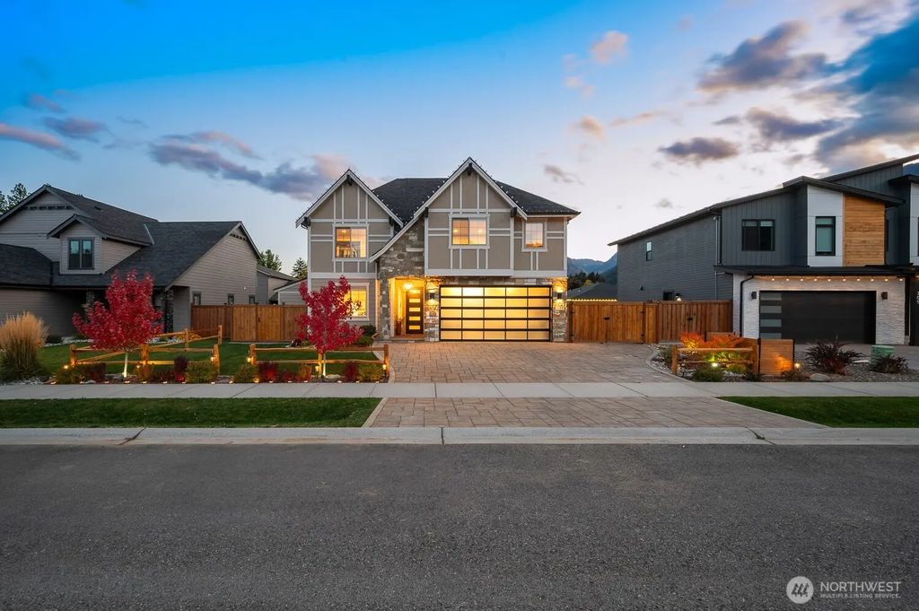 311 Pinegrass St, Leavenworth