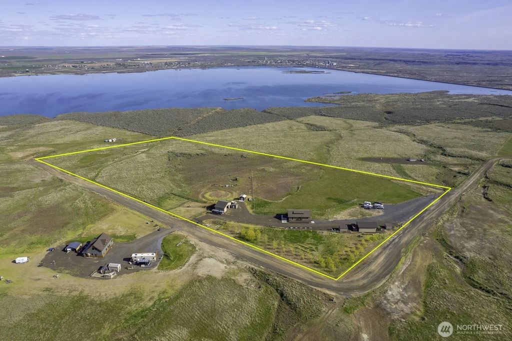 169 Banks Lake View Road 99115, Coulee City