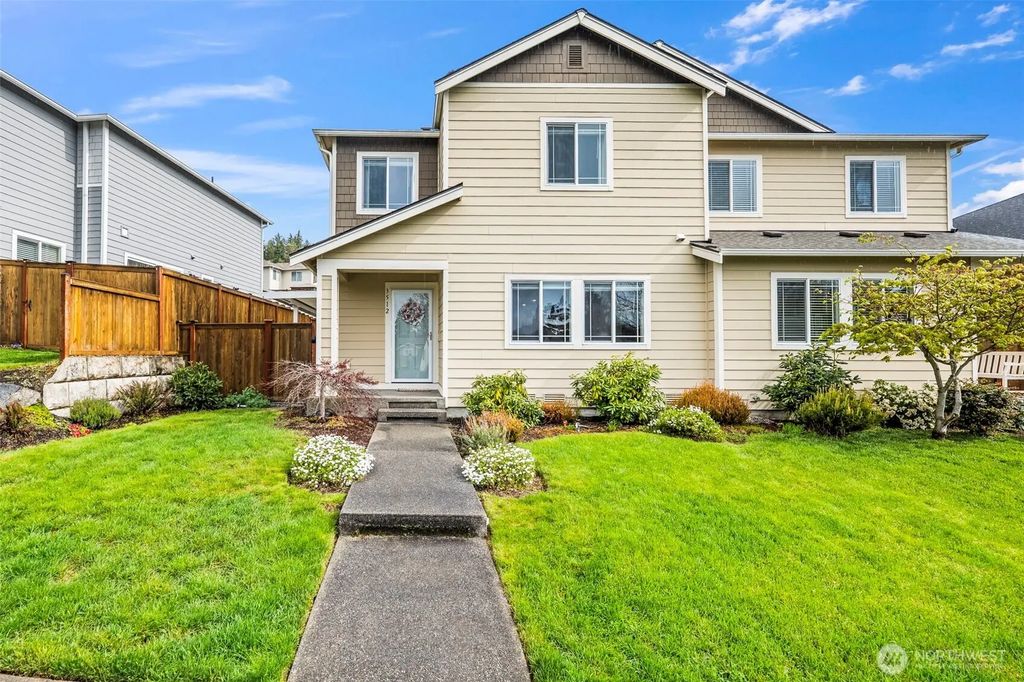3512 Hoffman Hill Boulevard, Dupont