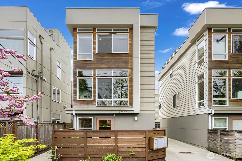 1741 Nw 60th Street A, Seattle