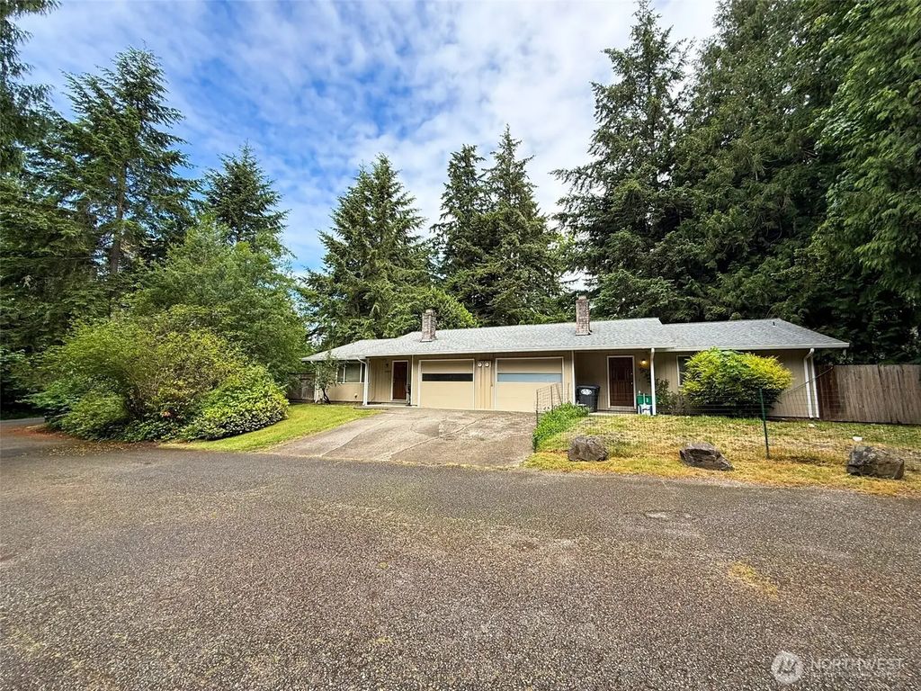 4424 Nw Ridgewood Court A & B, Olympia