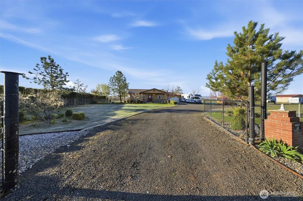 237 Reeds Road, Touchet