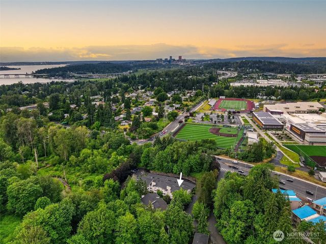 4515 125th Avenue Se B306, Bellevue