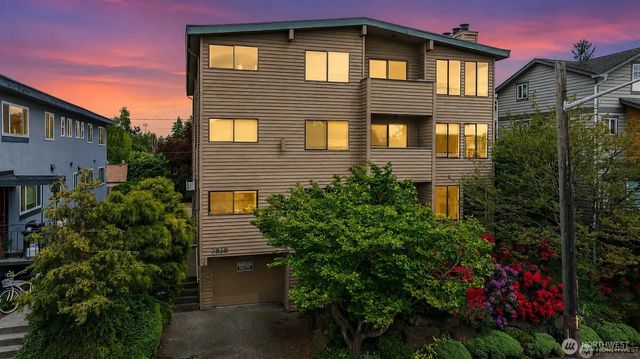 7518 24th Avenue Nw 201, Seattle