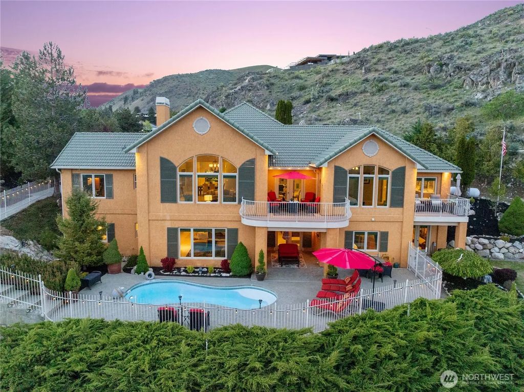 146 Long Drive, Chelan