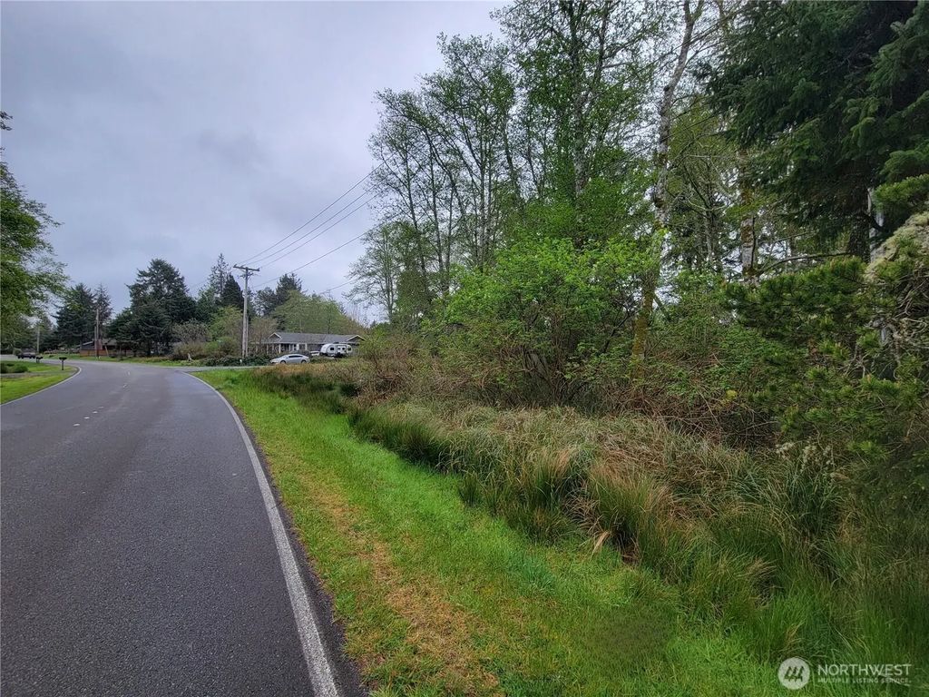 789 Mount Olympus Avenue Se, Ocean Shores