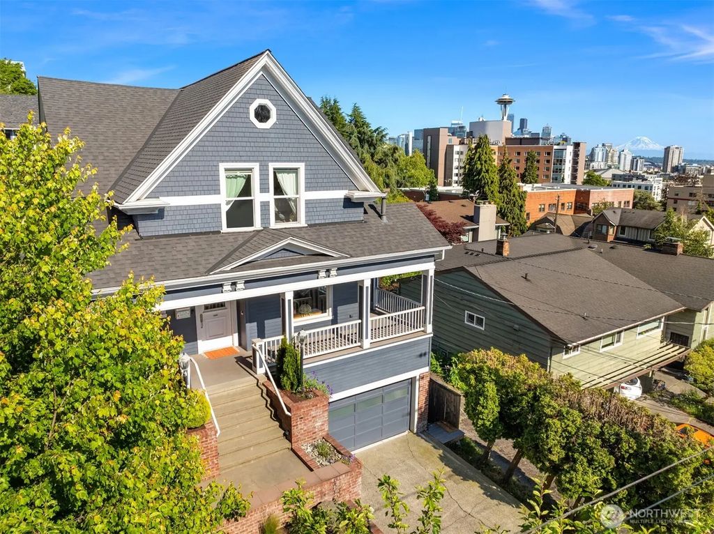 1012 2nd Avenue W, Seattle